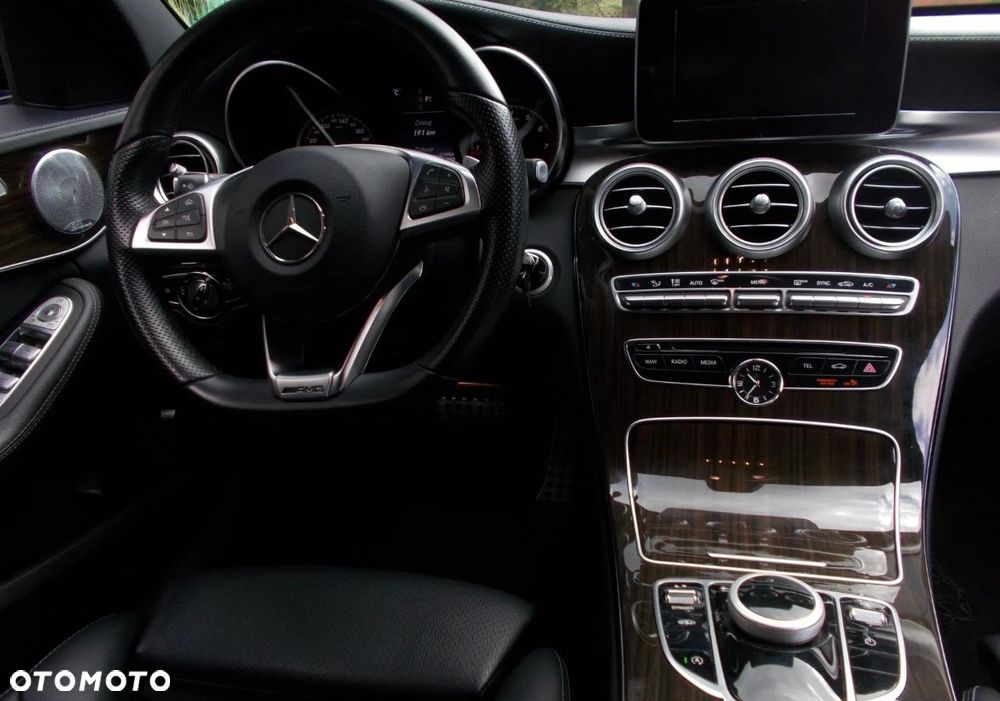 Mercedes-Benz Klasa C 250 7G-TRONIC - 7