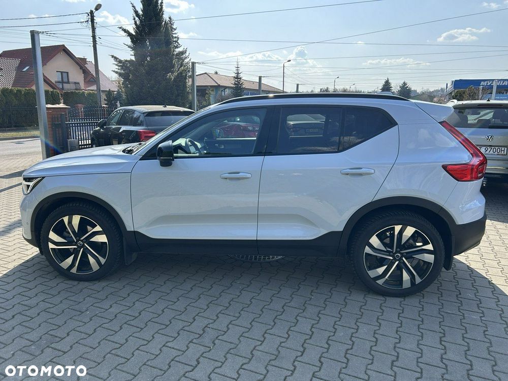 Volvo XC 40 B5 B AWD Geartronic RDesign - 4