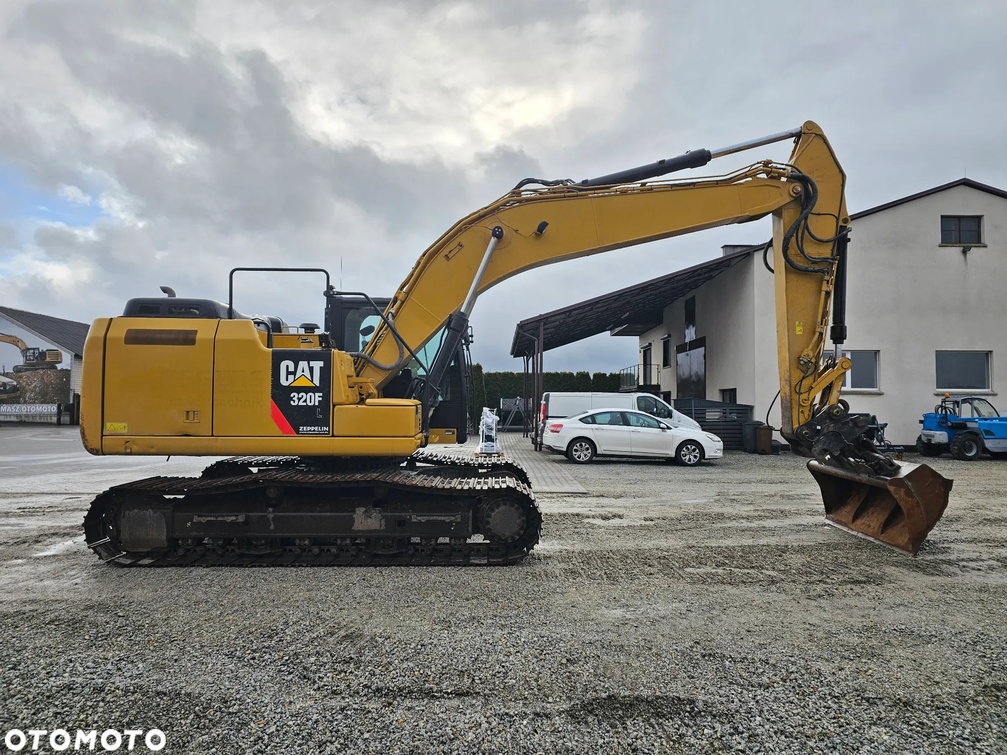 Caterpillar 320 FL, 2017 ROK, 8500 MTH - 7