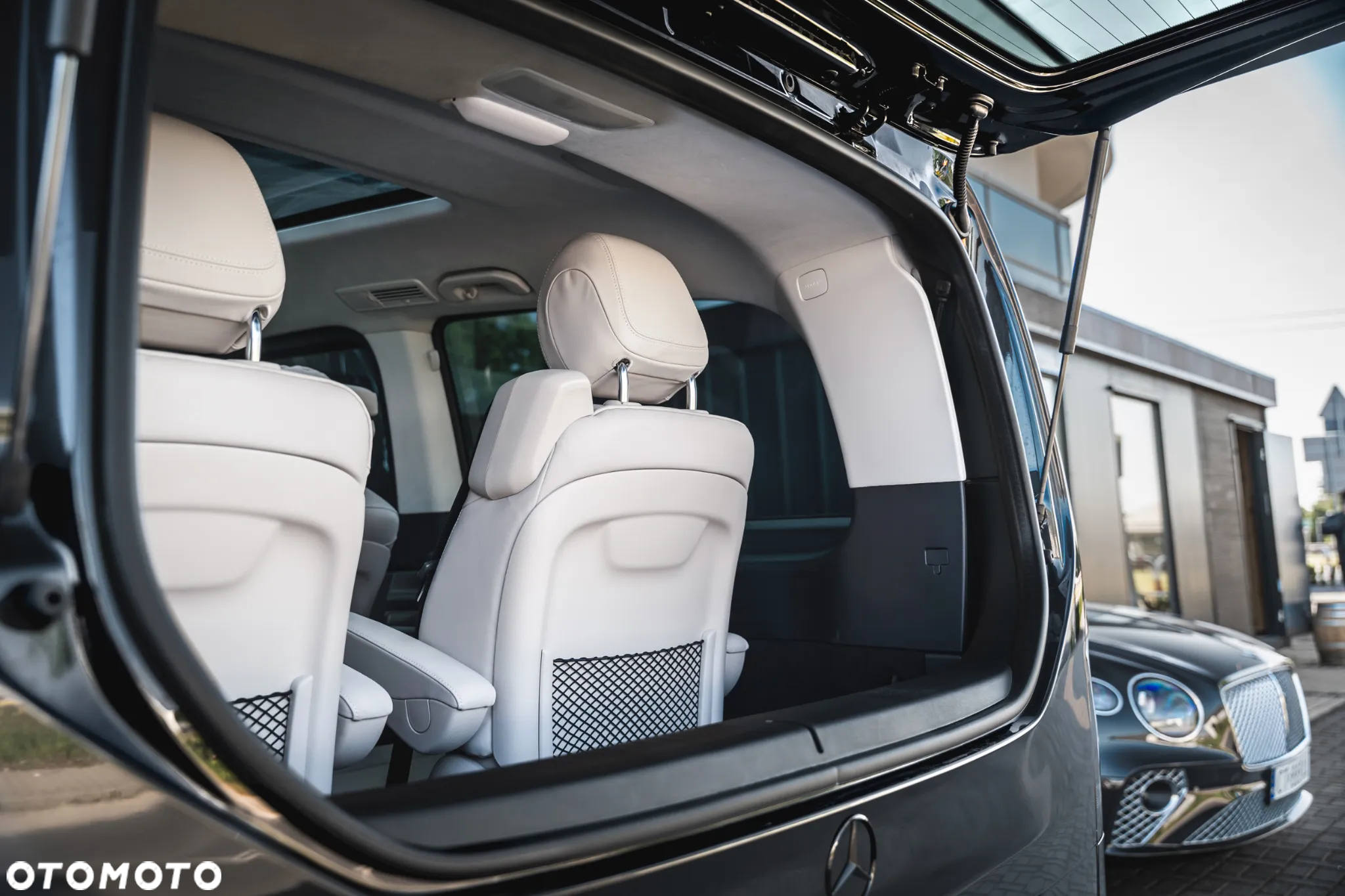 Mercedes-Benz Klasa V 300 d 4-Matic 9G-Tronic Exclusive (d³ugi) - 18