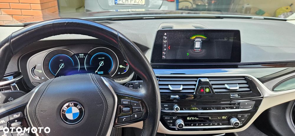 BMW Seria 5 520d - 10