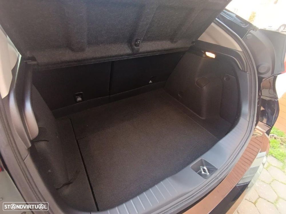 Honda Civic 1.4 i-VTEC Sport Black Edition - 32