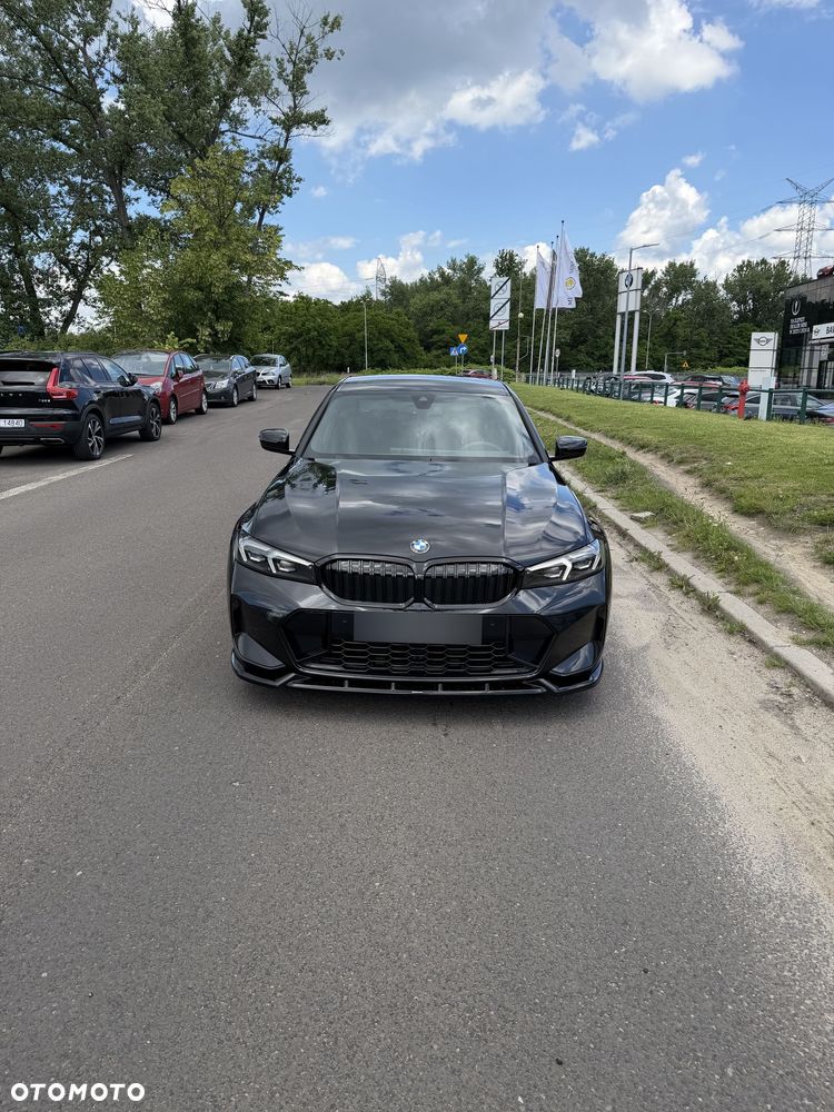 BMW Seria 3 320i xDrive M Sport sport - 2
