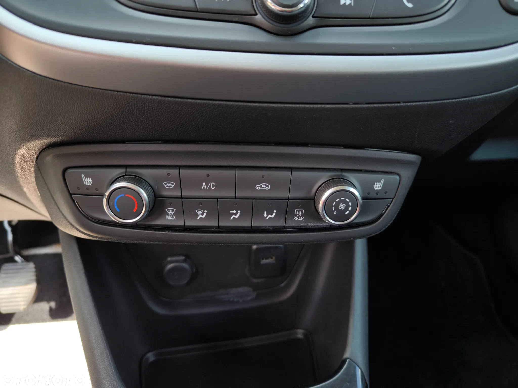 Opel Crossland X 1.2 Start/Stop Innovation - 23