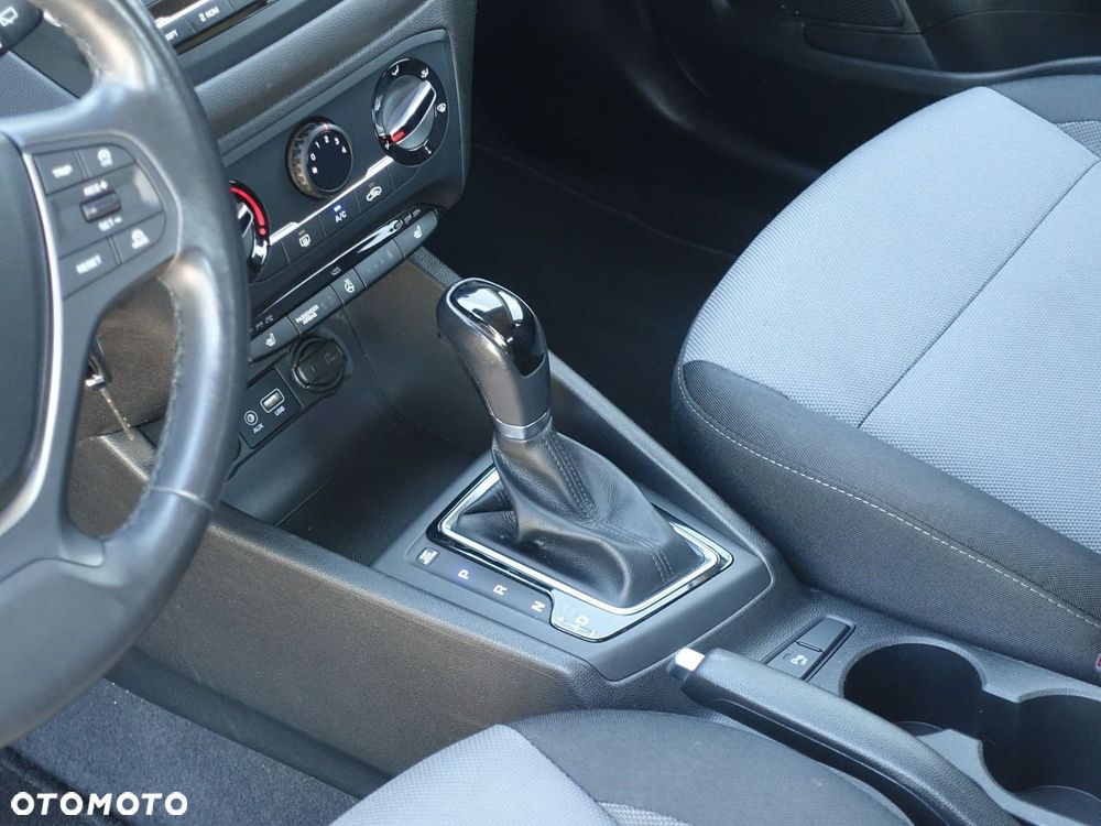Hyundai i20 1.4 Automatik Trend - 11