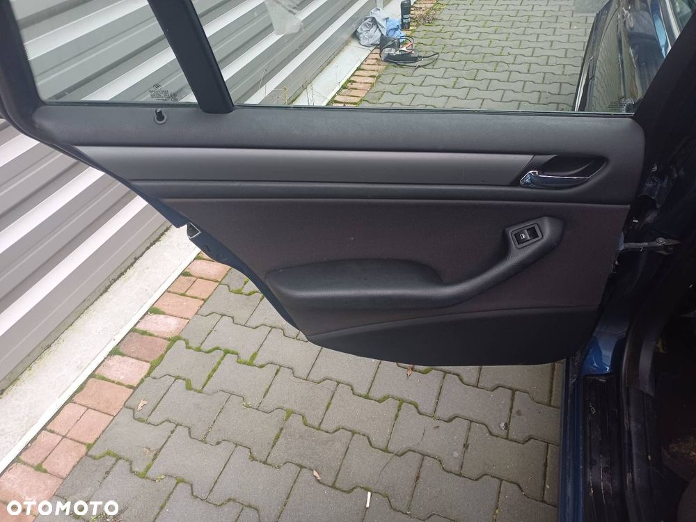 DRZWI KOMPLETNE LEWY TYŁ BMW E46 LIFT A07/5 - 4