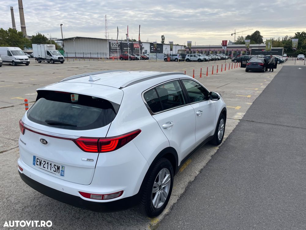Kia Sportage 1.7 DSL 6MT 4x2 Plus - 16