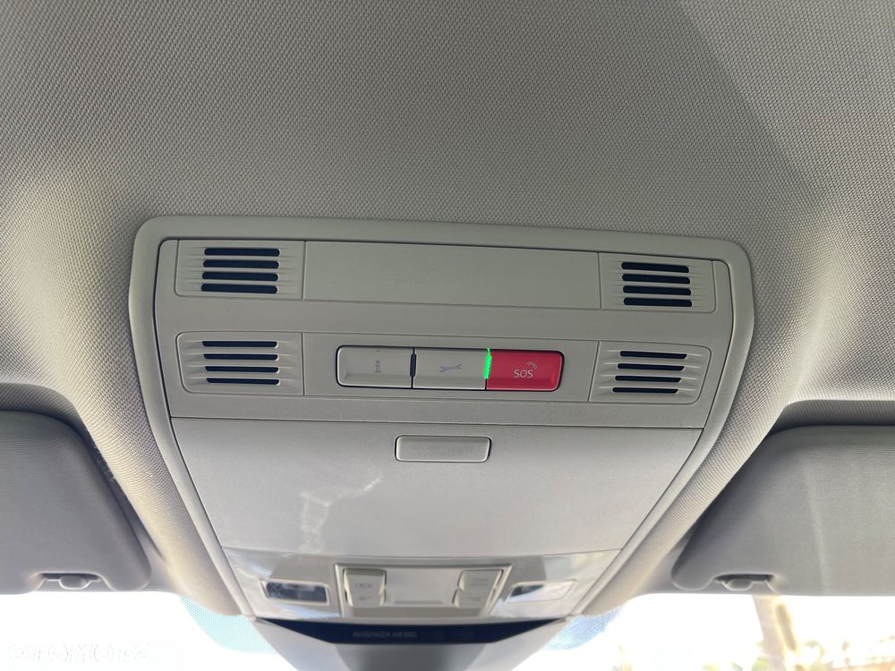 Volkswagen Passat 2.0 TSI Business DSG - 26