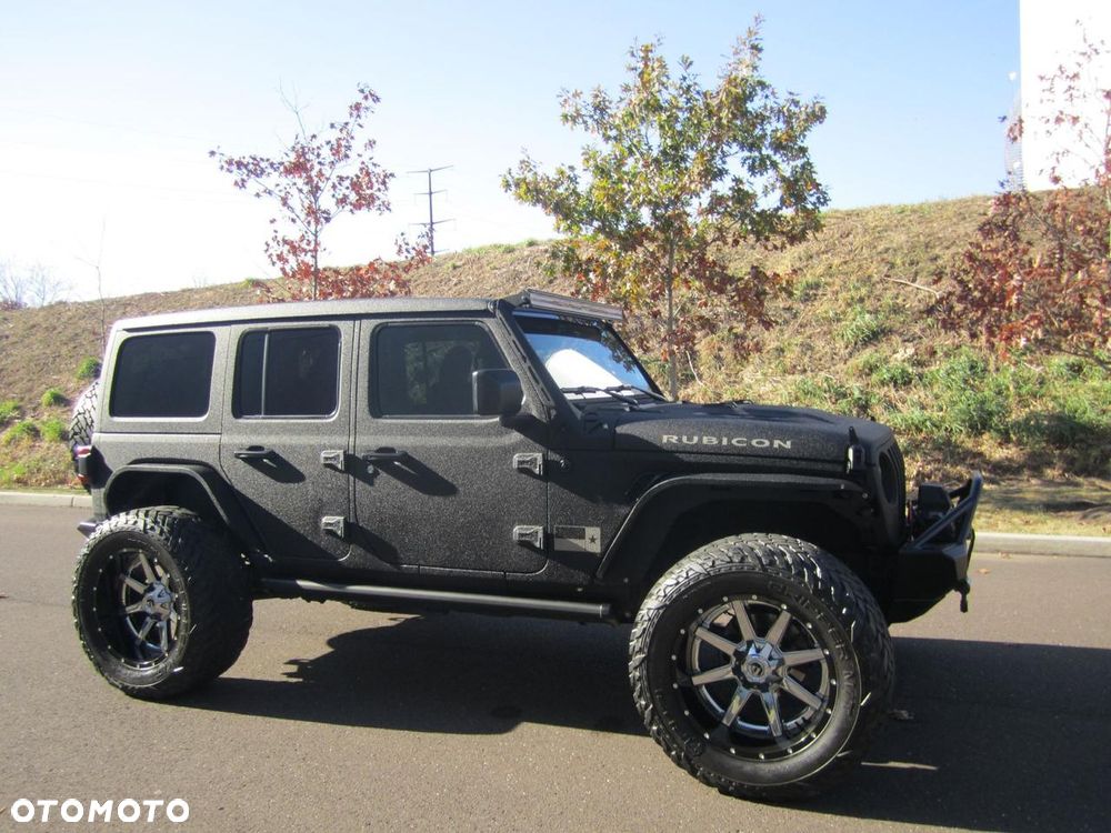 Jeep Wrangler - 2