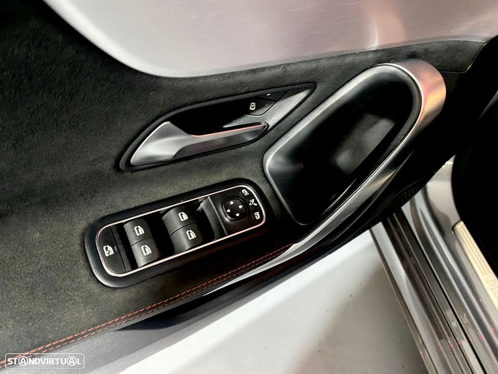 Mercedes-Benz A 180 d AMG Line - 51