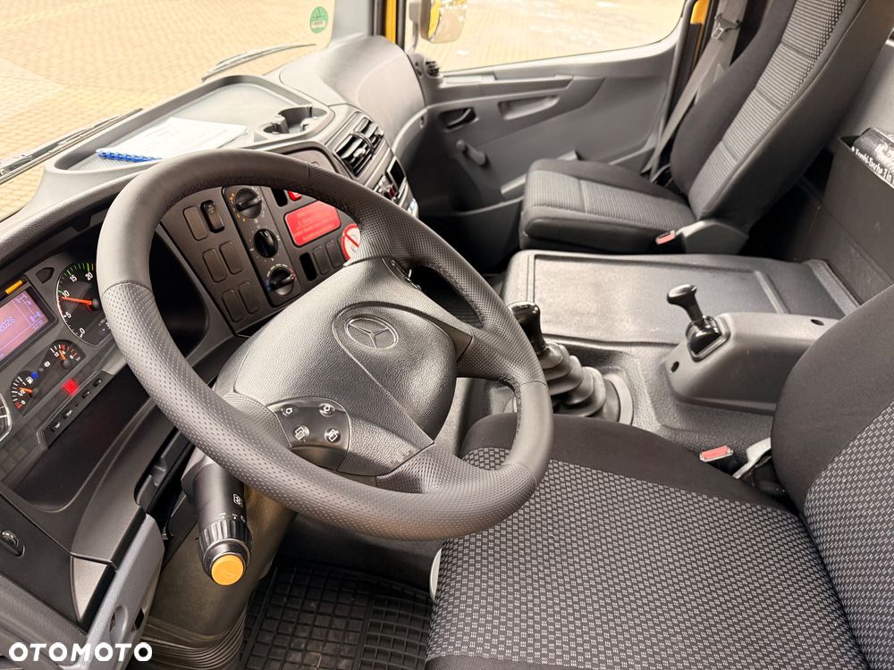 Ruthmann T330 (33m w bok 21,2m)Mercedes Atego, MAN TGL7.150 - 18