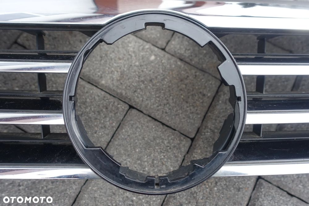 ATRAPA GRILL  PASSAT B8 PRZED LIFTEM 16-19r. - 2