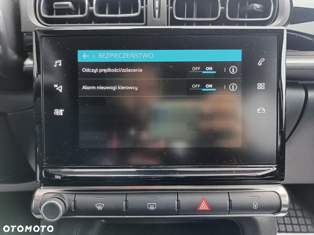 Citroën C3 1.2 PureTech Max EAT6 - 26