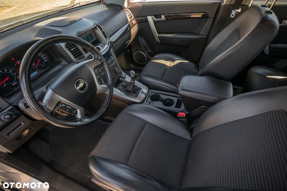 Chevrolet Captiva - 18