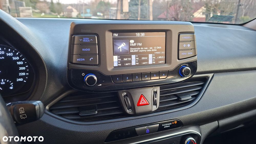 Hyundai i30 1.4 Classic + - 20