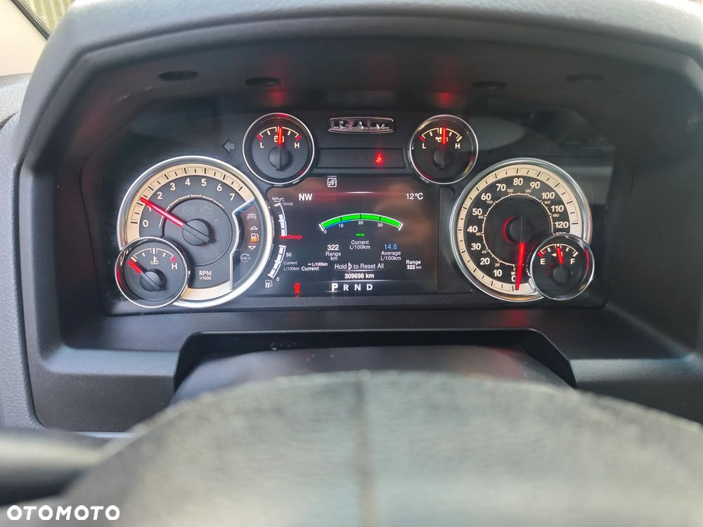 Dodge RAM 5.7 4x4 - 17