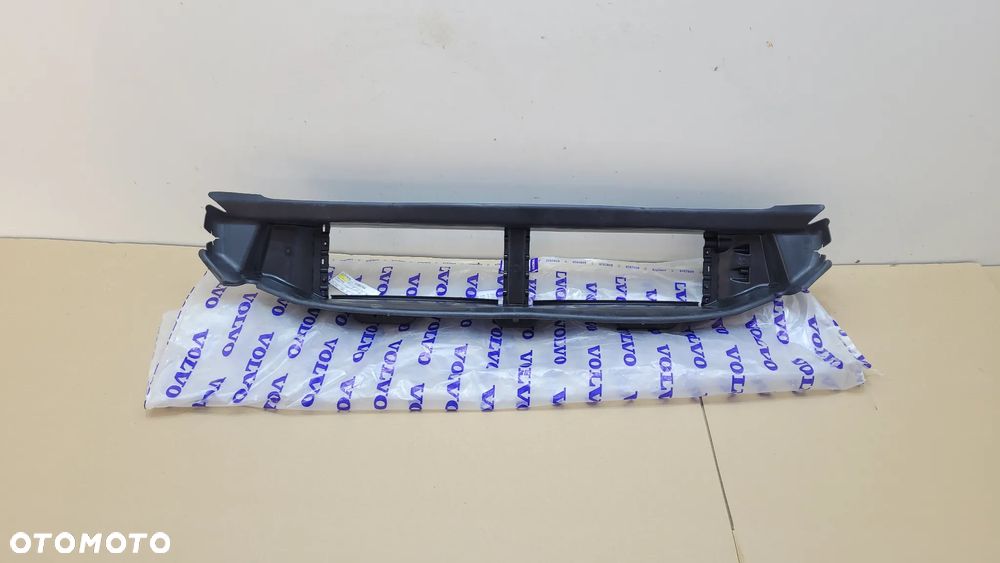 NOWA VOLVO XC90 II 15- Kierownica powietrza dolna wlot żaluzja roleta dolot 31383724 - 1