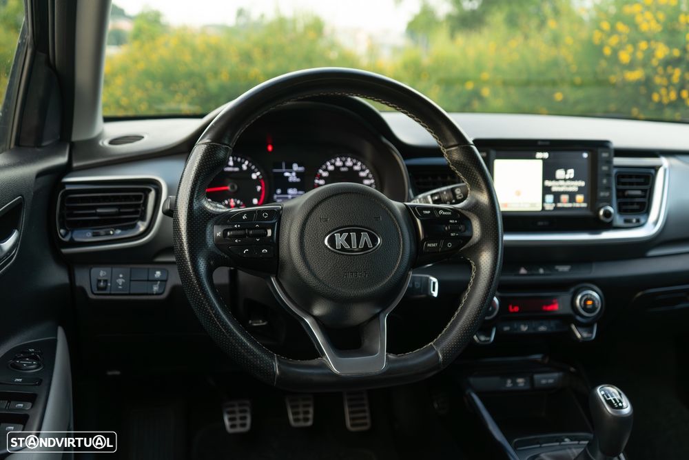 Kia Stonic - 5