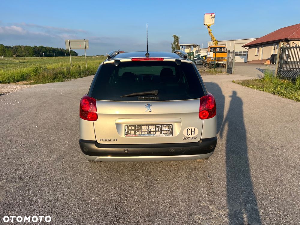 Peugeot 207 120 Automatik Premium - 4