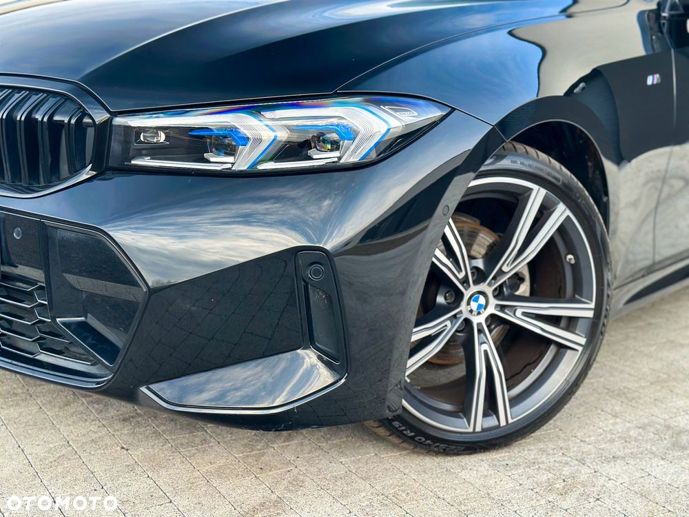 BMW Seria 3 320d xDrive M Sport - 15