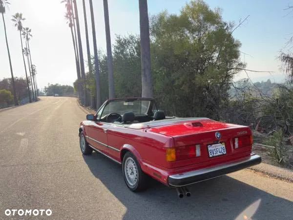 BMW Seria 3 325i - 1