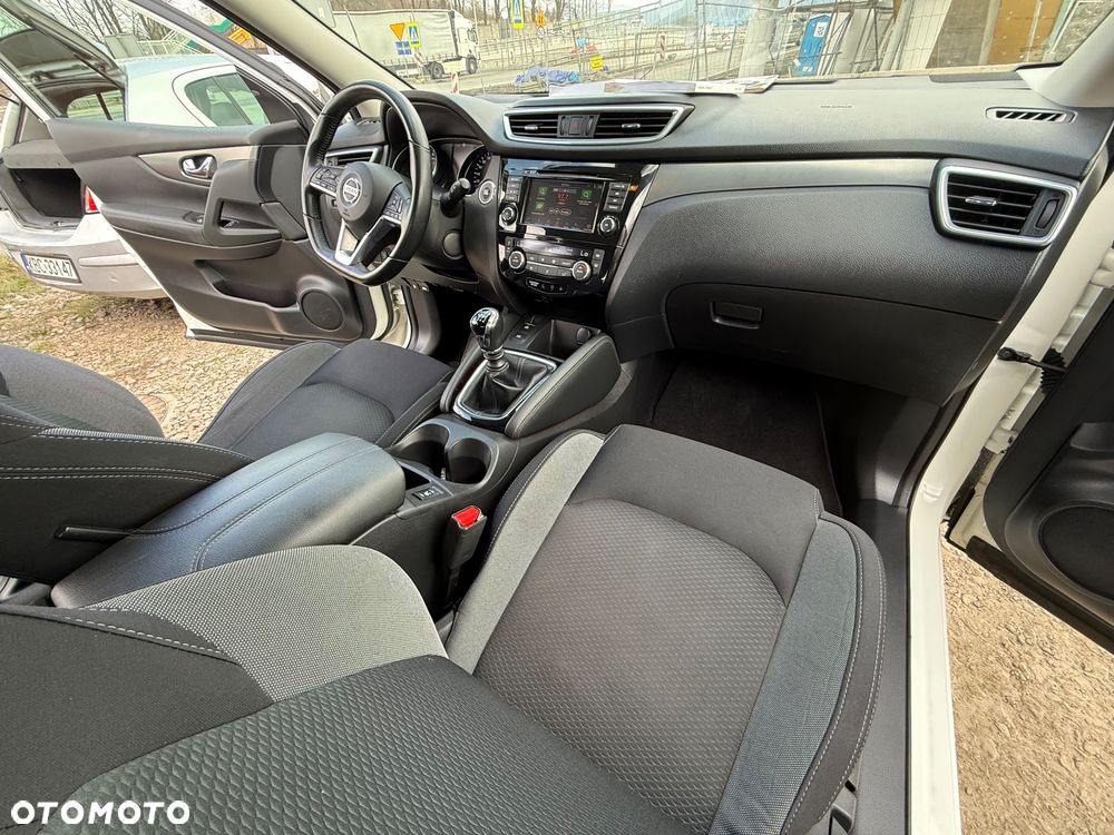 Nissan Qashqai 1.3 DIG-T Tekna - 14
