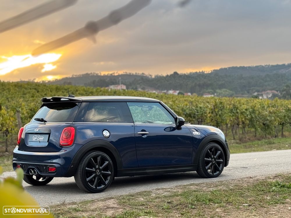 MINI 3 Portas Cooper SD Aut. - 14