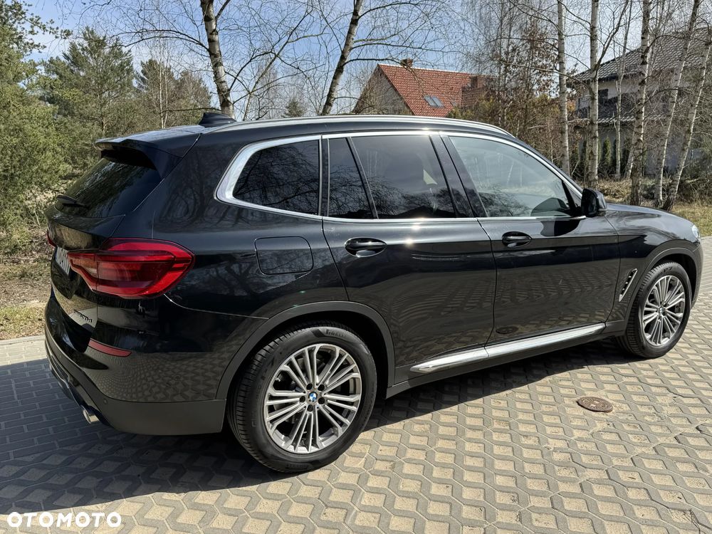 BMW X3 xDrive20d Luxury Line - 12