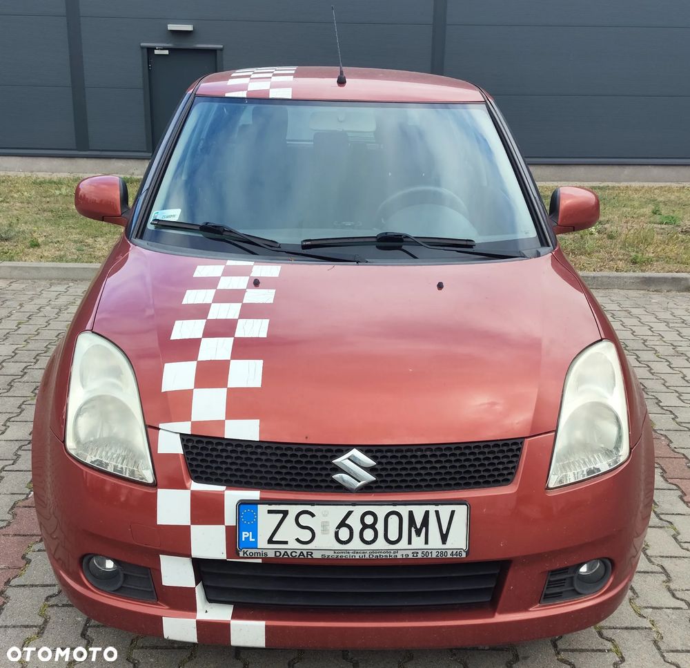 Suzuki Swift - 4