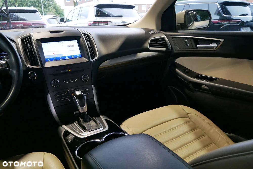 Ford Edge - 20