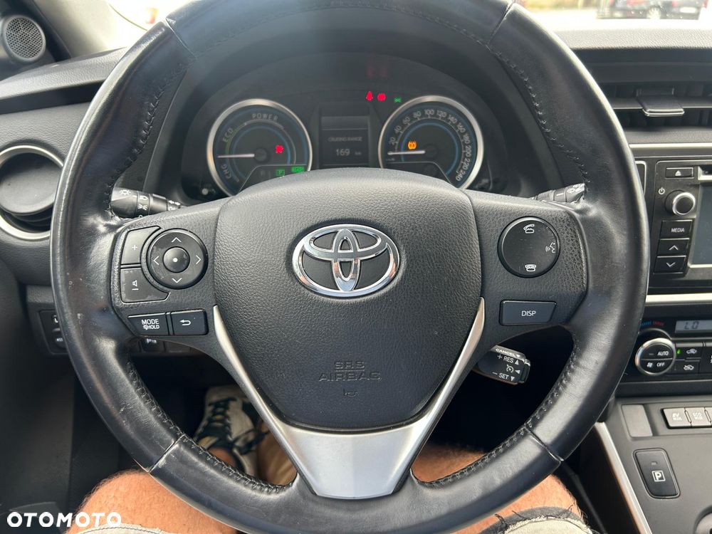 Toyota Auris - 26