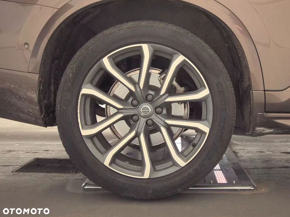 Volvo XC 90 T6 AWD Geartronic Momentum - 9