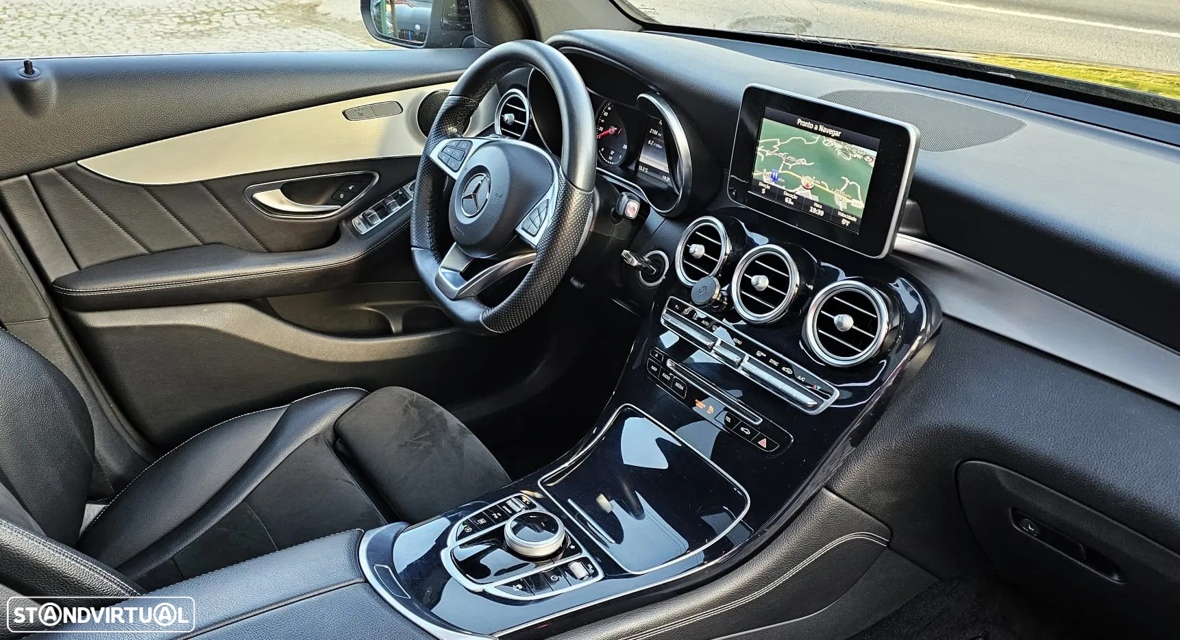 Mercedes-Benz GLC 220 d Coupe 4Matic 9G-TRONIC AMG Line - 20