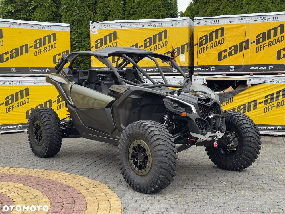 Can-Am Maverick - 7