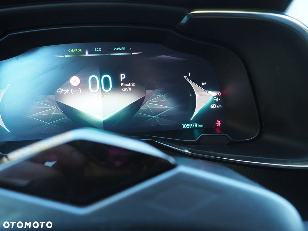 DS Automobiles DS 7 - 17