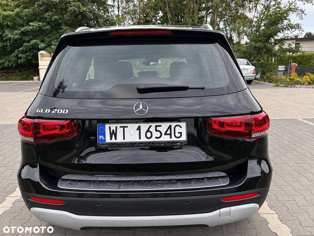 Mercedes-Benz GLB 200 Progressive 7G-DCT - 4