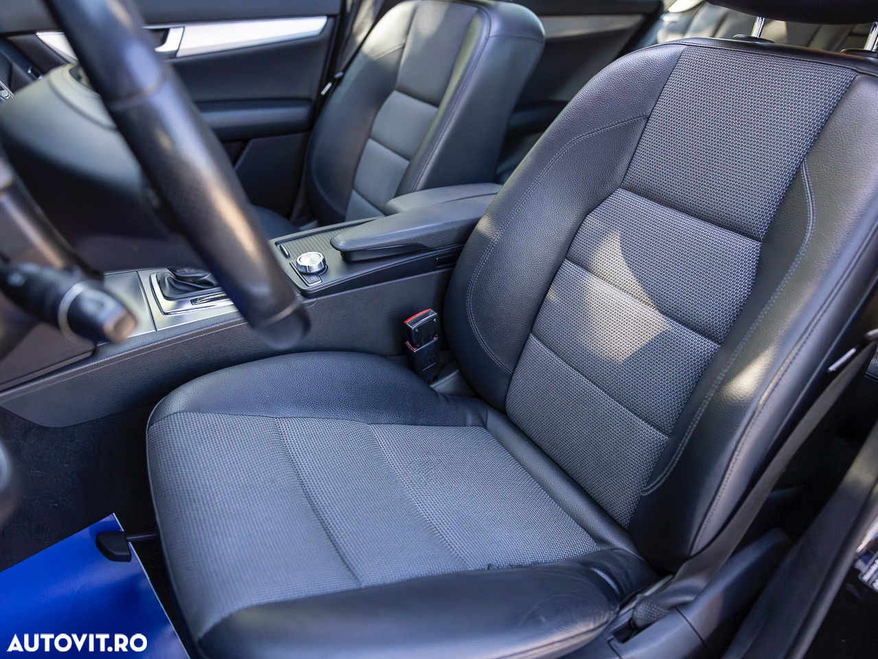 Mercedes-Benz C 180 T BlueEFFICIENCY 7G-TRONIC - 17