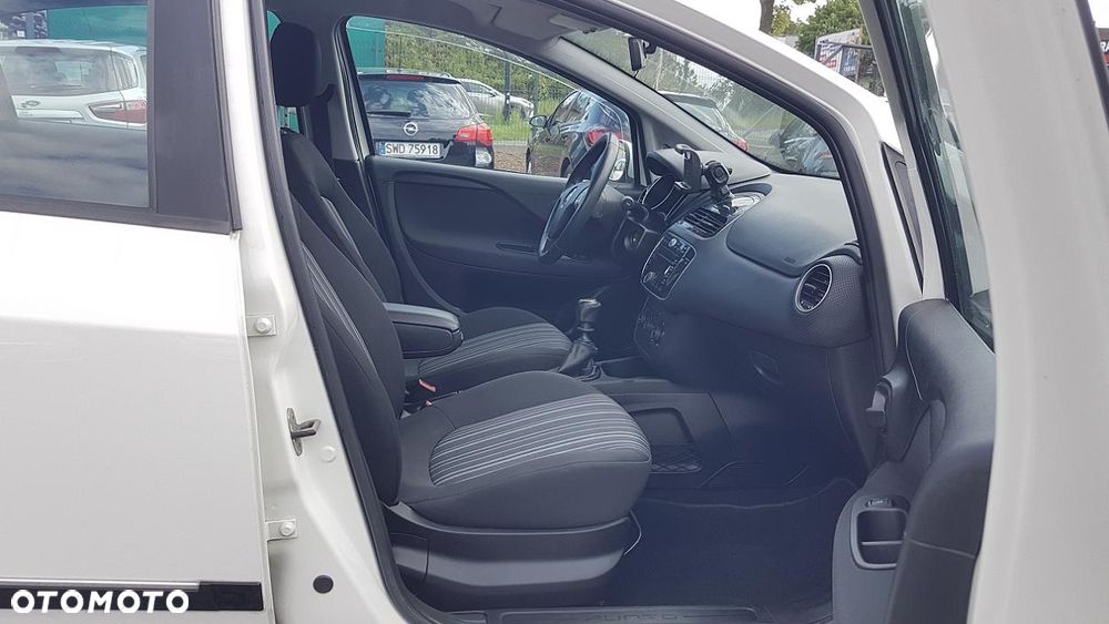 Fiat Punto Evo 1.2 8V Easy - 28