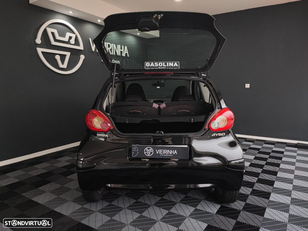 Toyota Aygo 1.0 + AC - 41