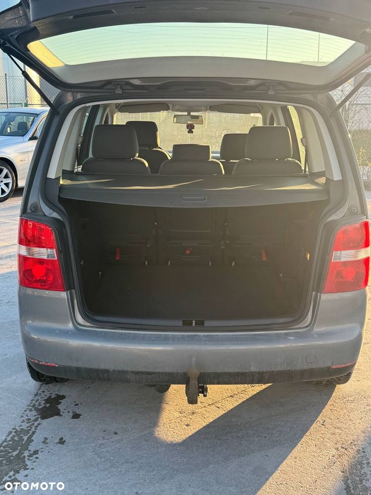 Volkswagen Touran 1.9 TDI Basis - 7