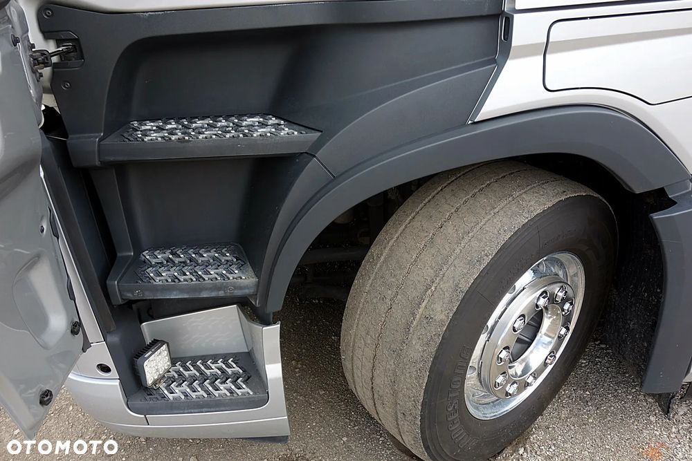 Volvo FH 540 JEDEN WŁAŚCICIEL PROSTO Z NIEMIECKIEJ FIRMY,FULL LED,PEŁNYE SPOJLERY,RETARDER,PEŁNA PODUSZKA - 36
