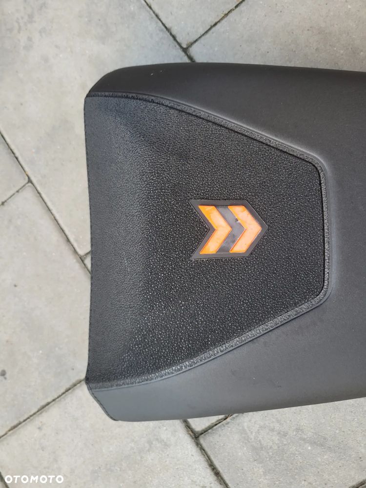 Siedzenie pasażera, fotel, kanapa tył KTM 390 Adventure - 2