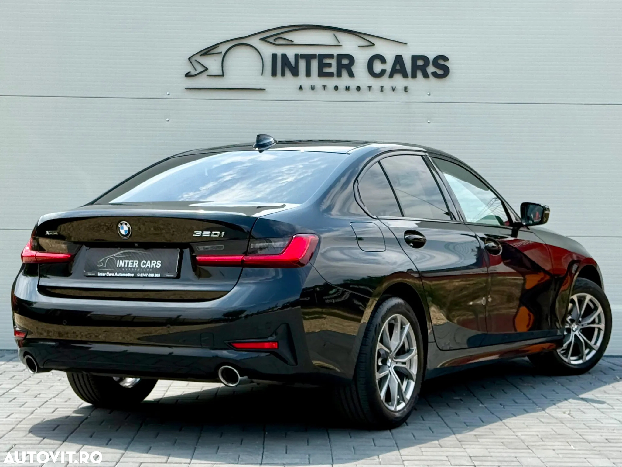 BMW Seria 3 320i xDrive Aut. - 3