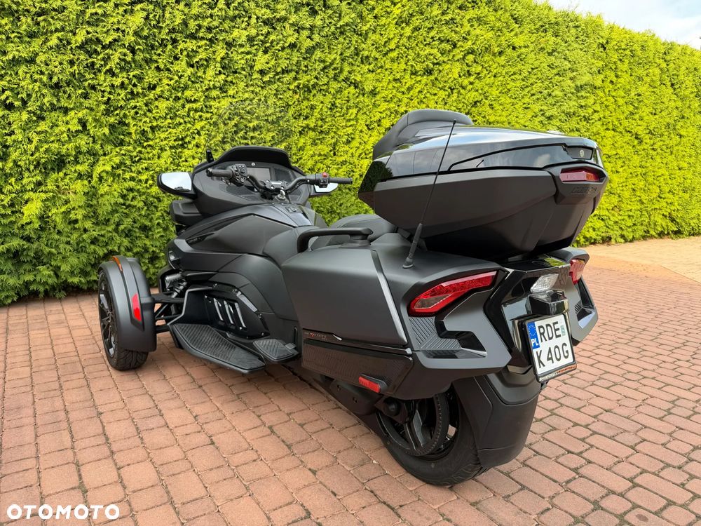 Can-Am Spyder - 4
