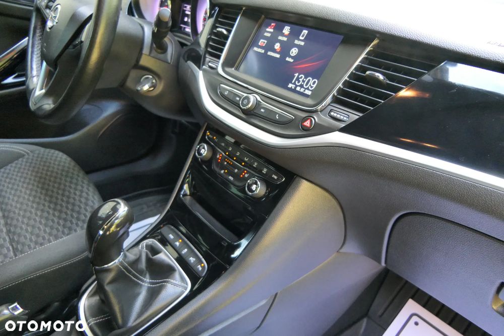 Opel Astra 1.4 Turbo Dynamic - 19