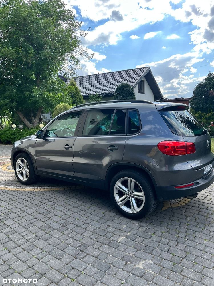 Volkswagen Tiguan - 2