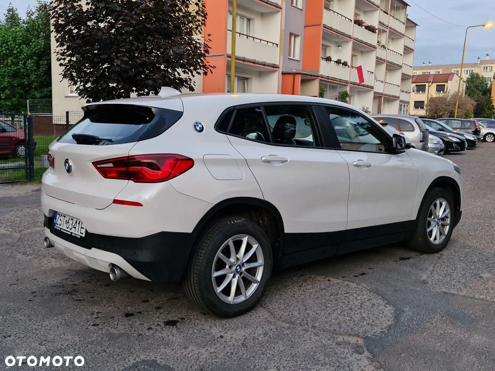 BMW X2 sDrive18d Advantage Plus - 6