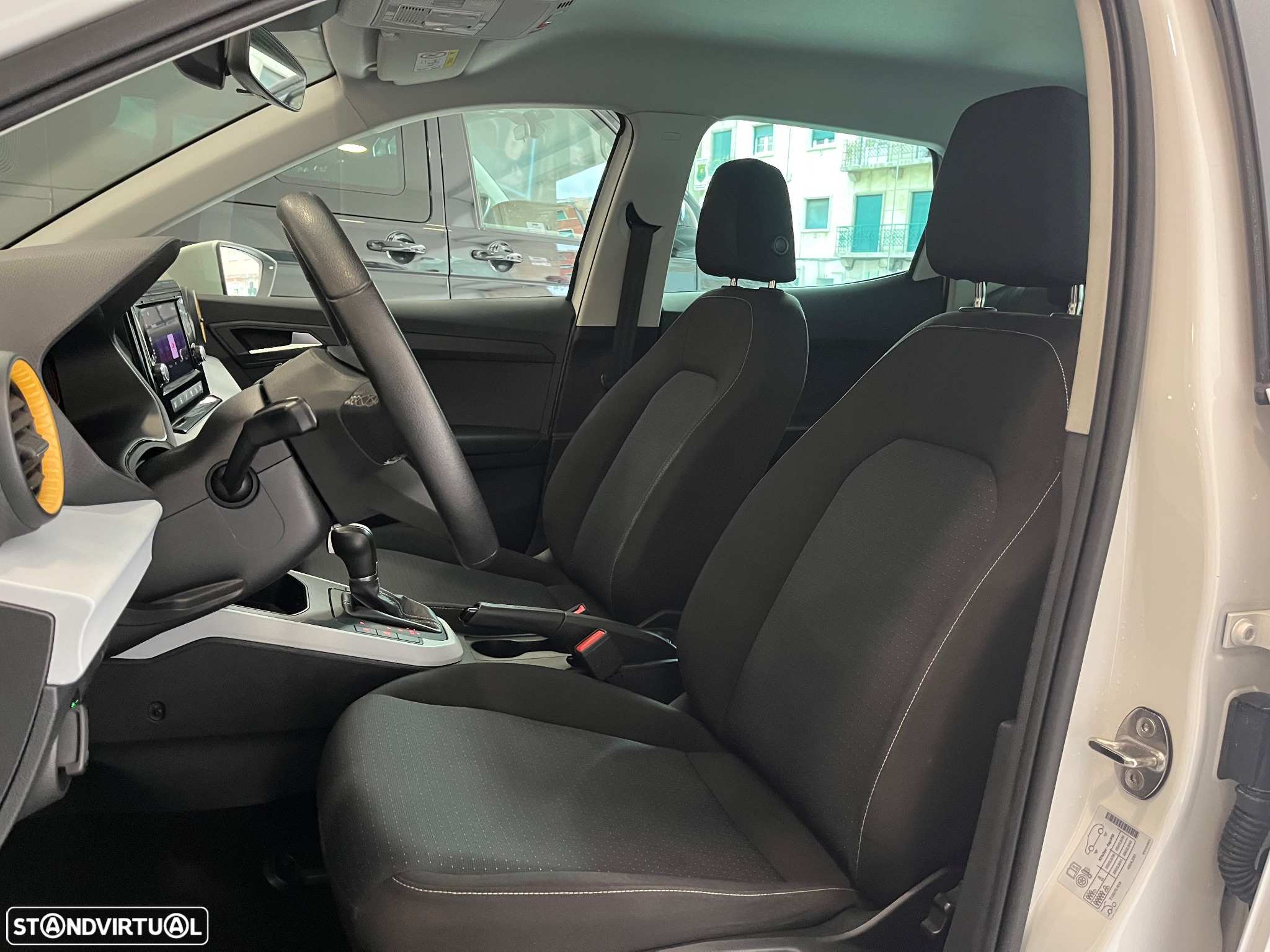 SEAT Arona 1.0 TSI Style DSG - 9