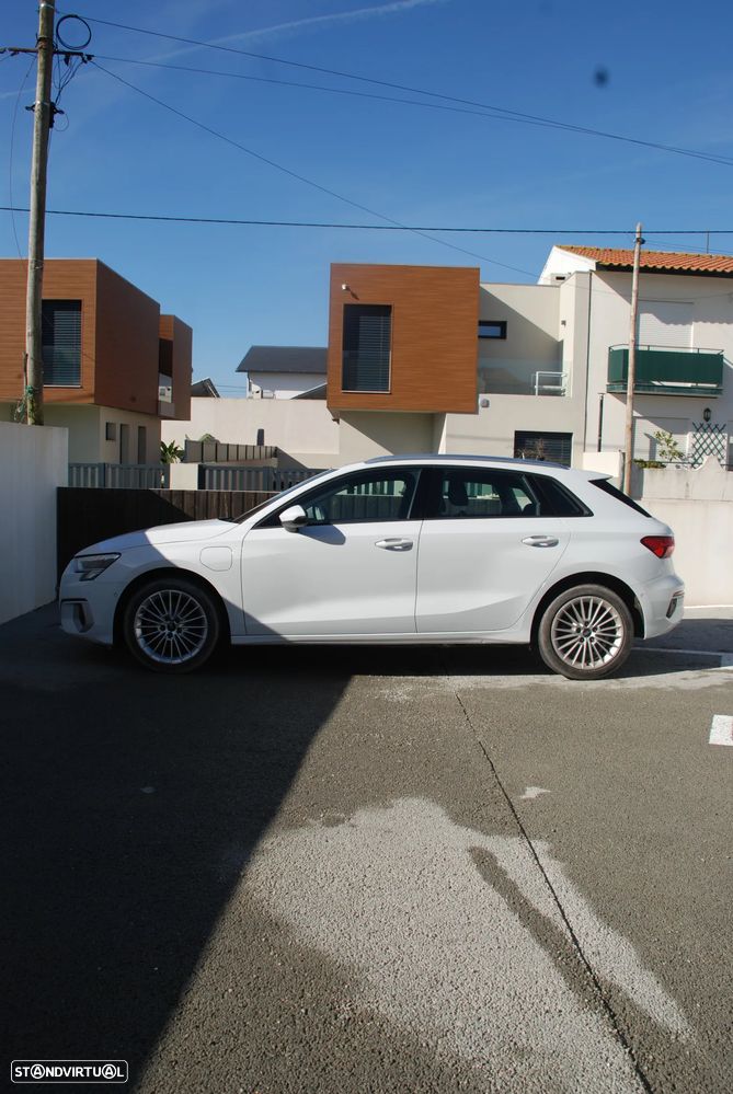 Audi A3 Sportback 45 TFSIe S tronic S line - 12