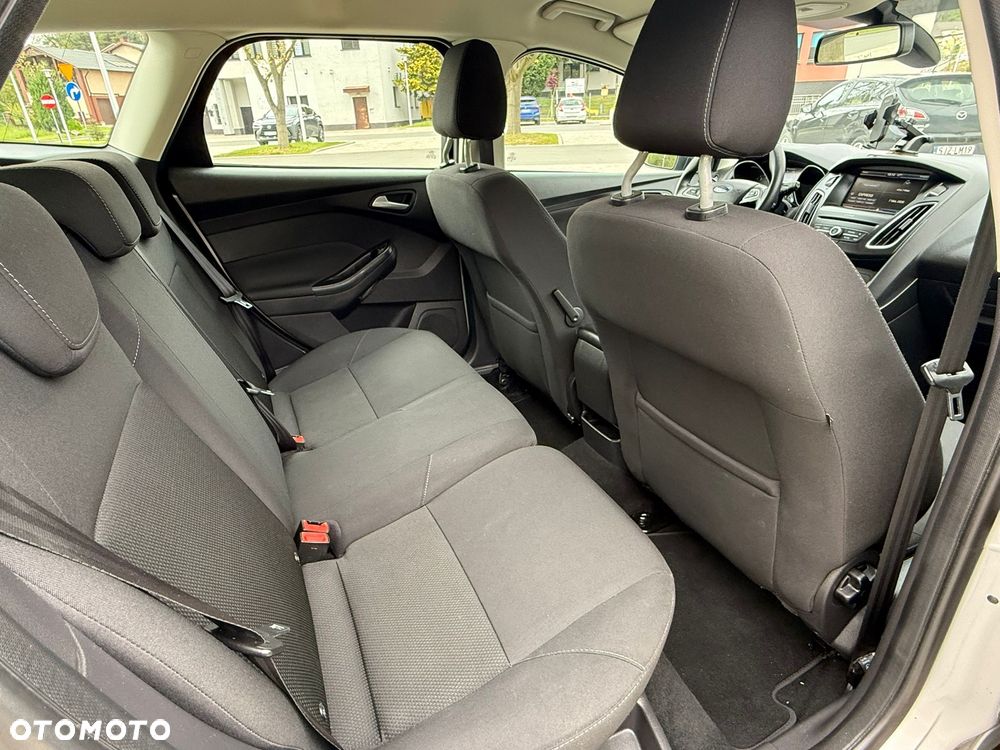 Ford Focus 1.0 EcoBoost Start-Stopp-System Business Edition - 18